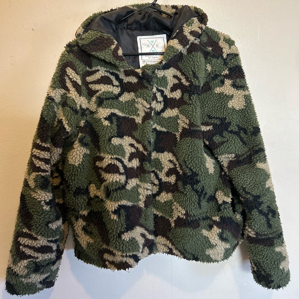 angel kiss los angeles camo jacket